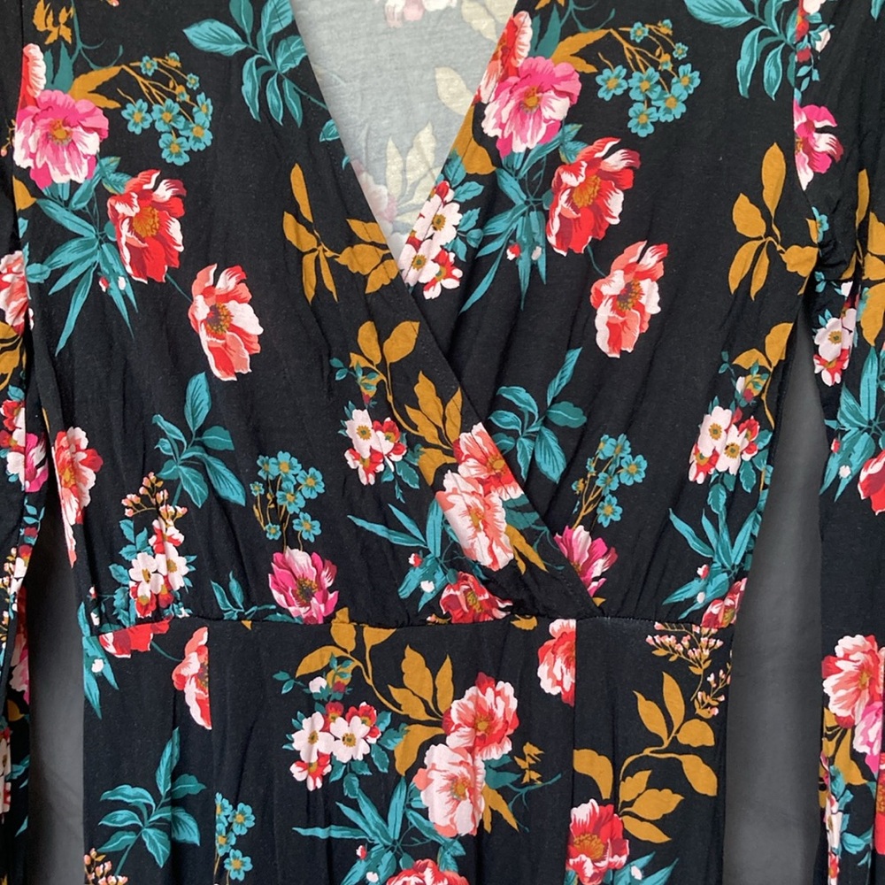 LOFT dress black with Floral Print with back cut out 6P 6 petite casual party - Picture 7 of 17